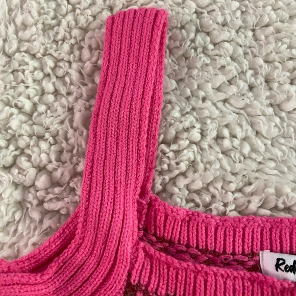 Pink Ribbed Crop Tank Top - Picture 3 of 5